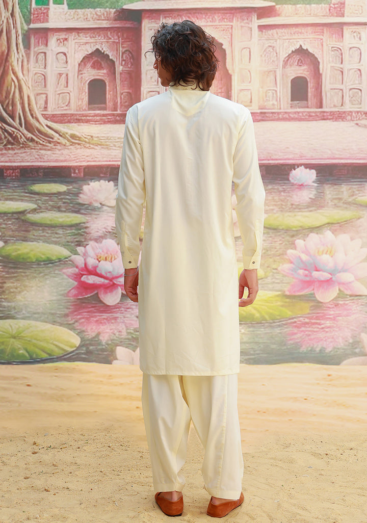 Poly Viscose Maluki Vanilla Ice Slim Fit Suit