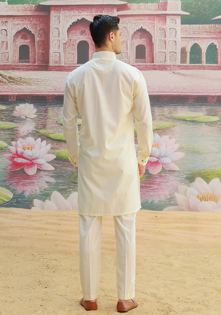 Poly Viscose Maluki Vanilla Ice  Slim Fit Suit