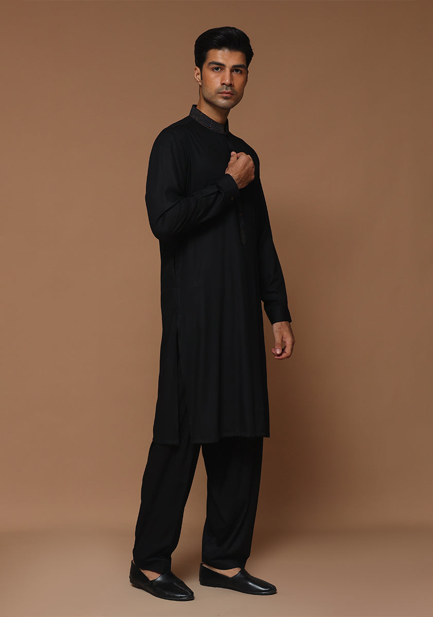 Ayuthia Tap Shoe Slim Fit Embroidered Suit