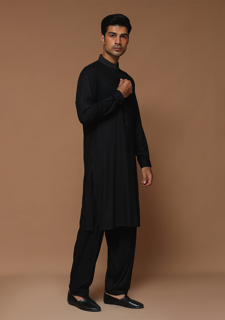 Ayuthia Tap Shoe Slim Fit Embroidered Suit