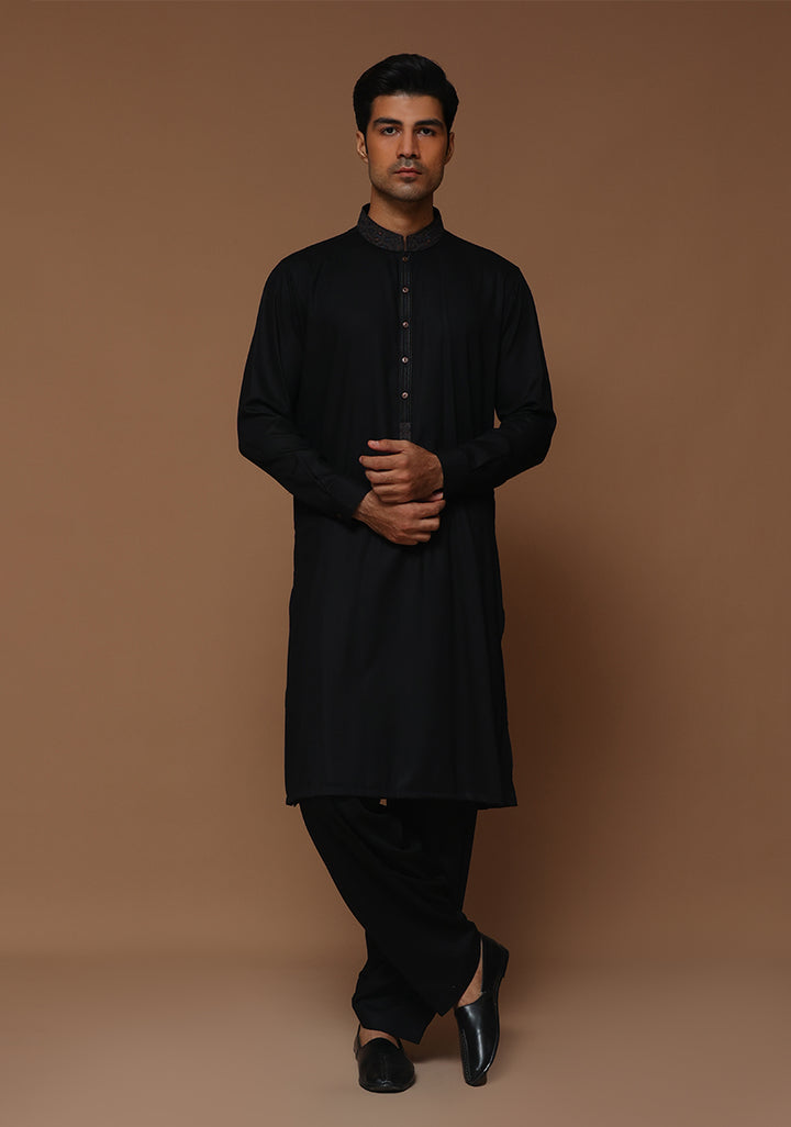 Ayuthia Tap Shoe Slim Fit Embroidered Suit