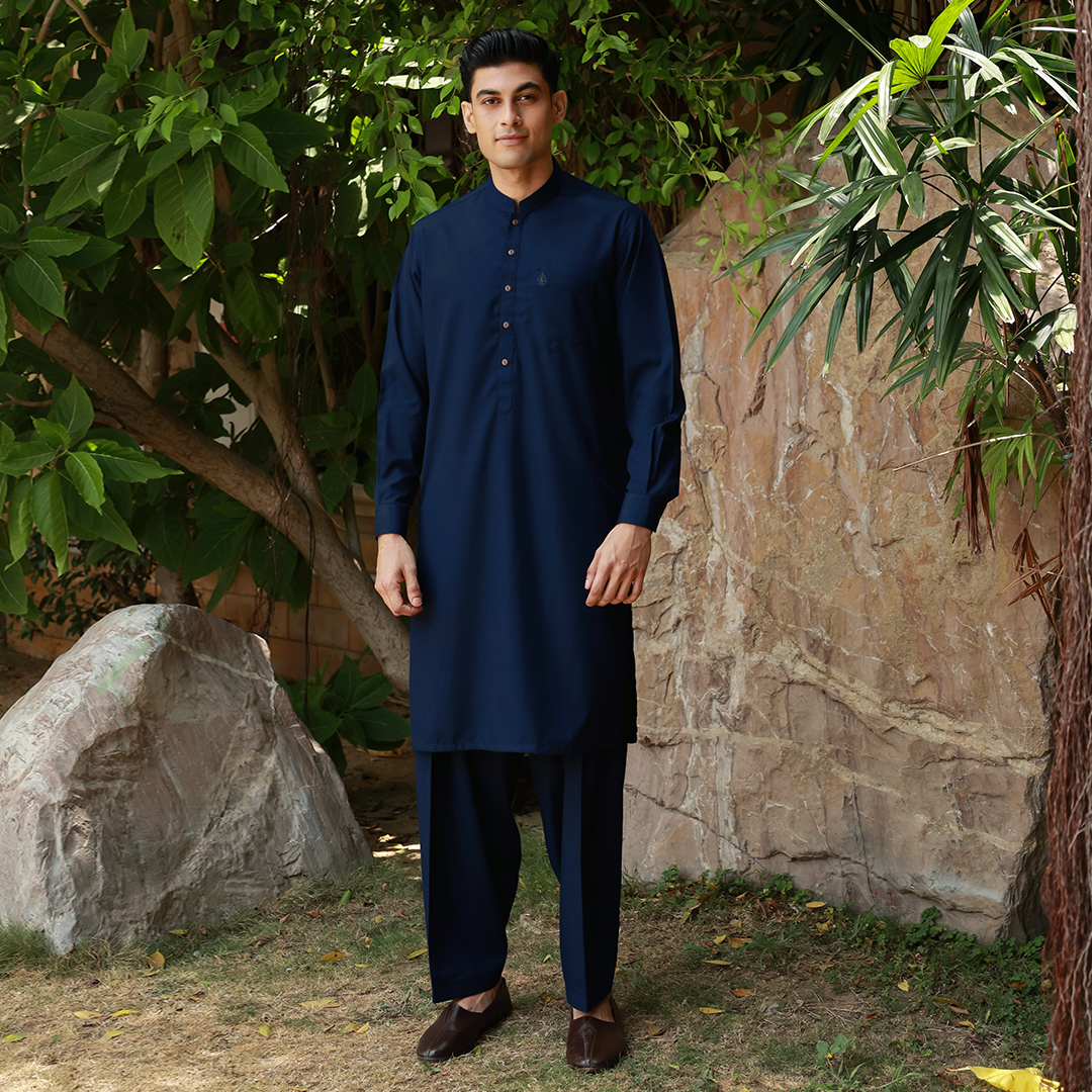 Classic Fit Band Collar Pocket Emb Suit