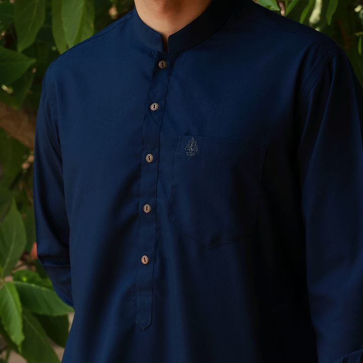 Classic Fit Band Collar Pocket Emb Suit