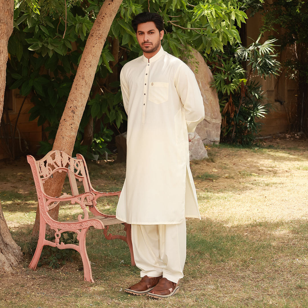 Classic Fit Band Collar Pocket Emb Suit