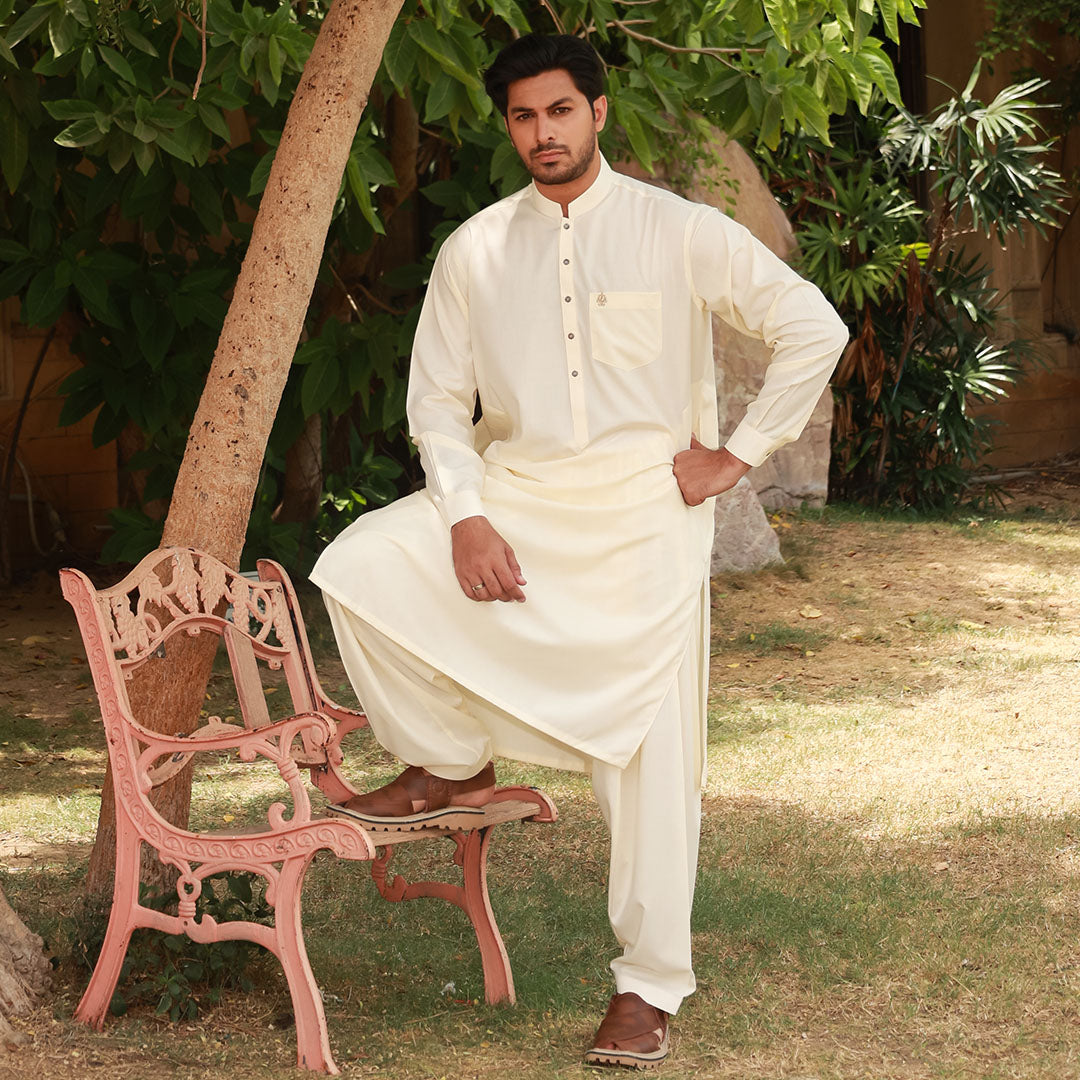 Classic Fit Band Collar Pocket Emb Suit