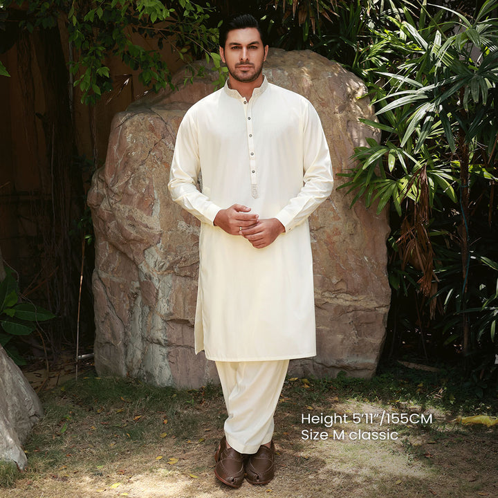 Classic Fit Emb Band Collar Suit