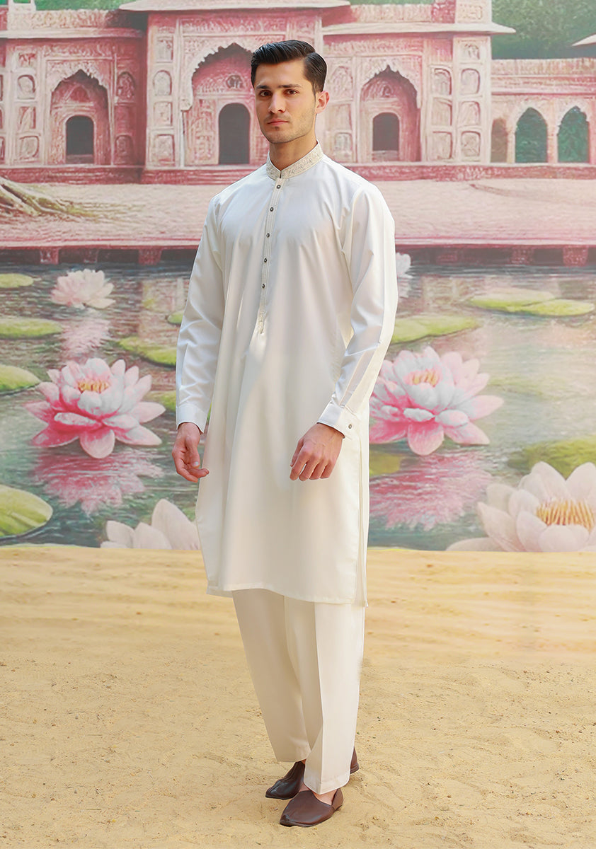 Poly Viscose Vanilla Ice  Classic Fit Embroidered Suit