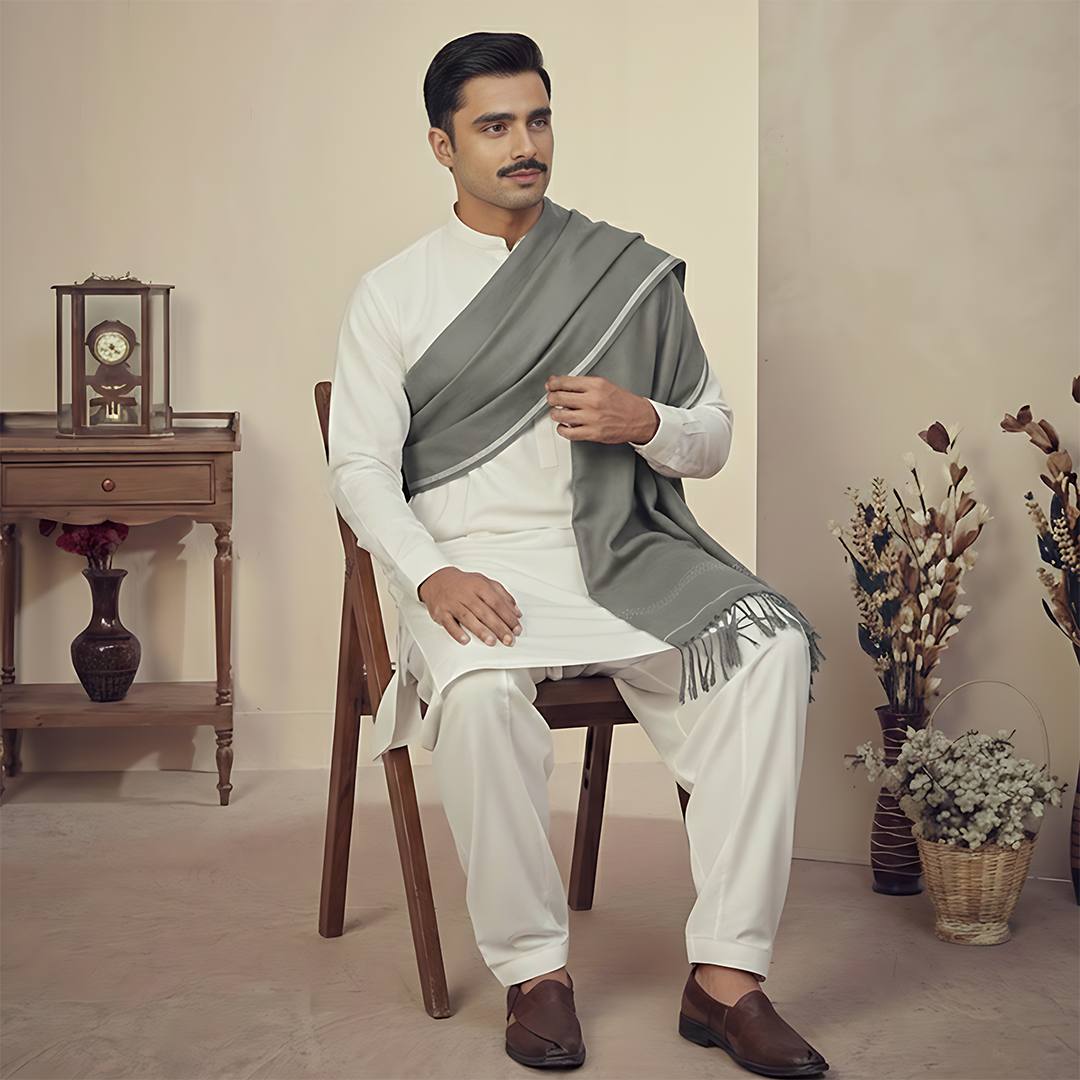 Basic Woolen December Sky Traditional Shawl