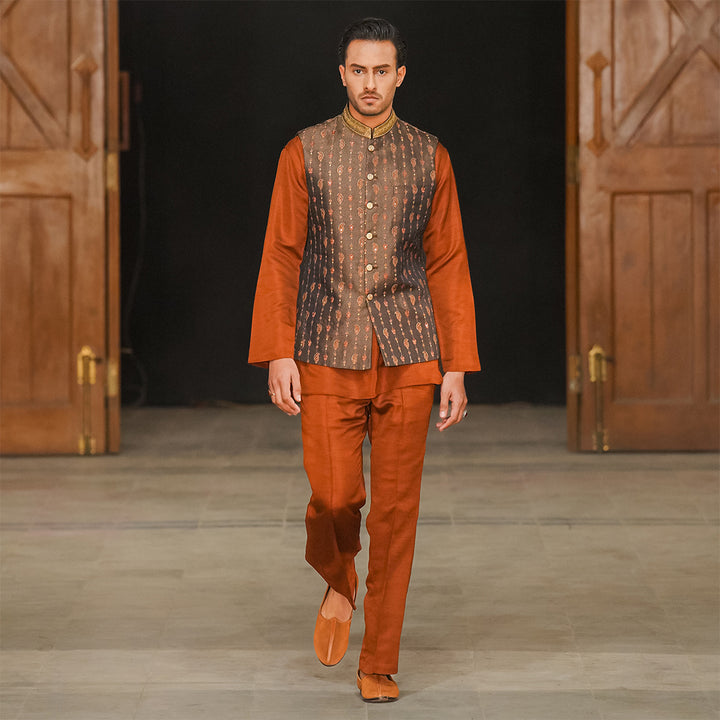 Snake-Skin Texture jamawar waistcoat with rust Short length Kurta