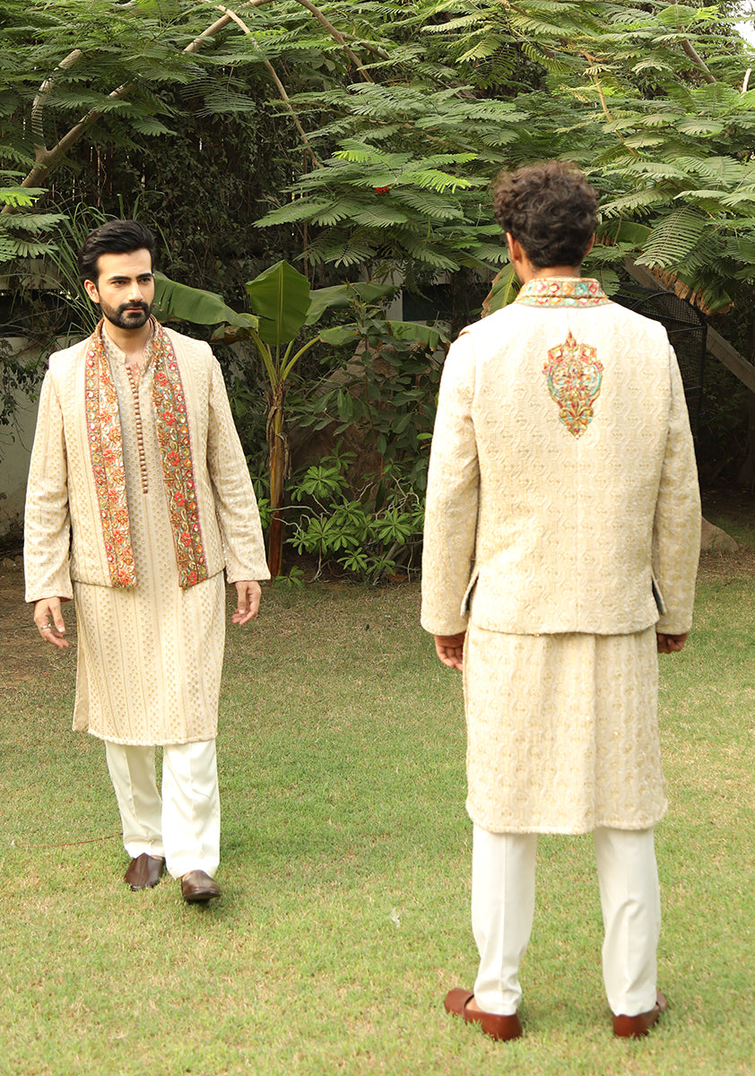 Premium Pink Mehndi Event Look with Two way Waistcoat