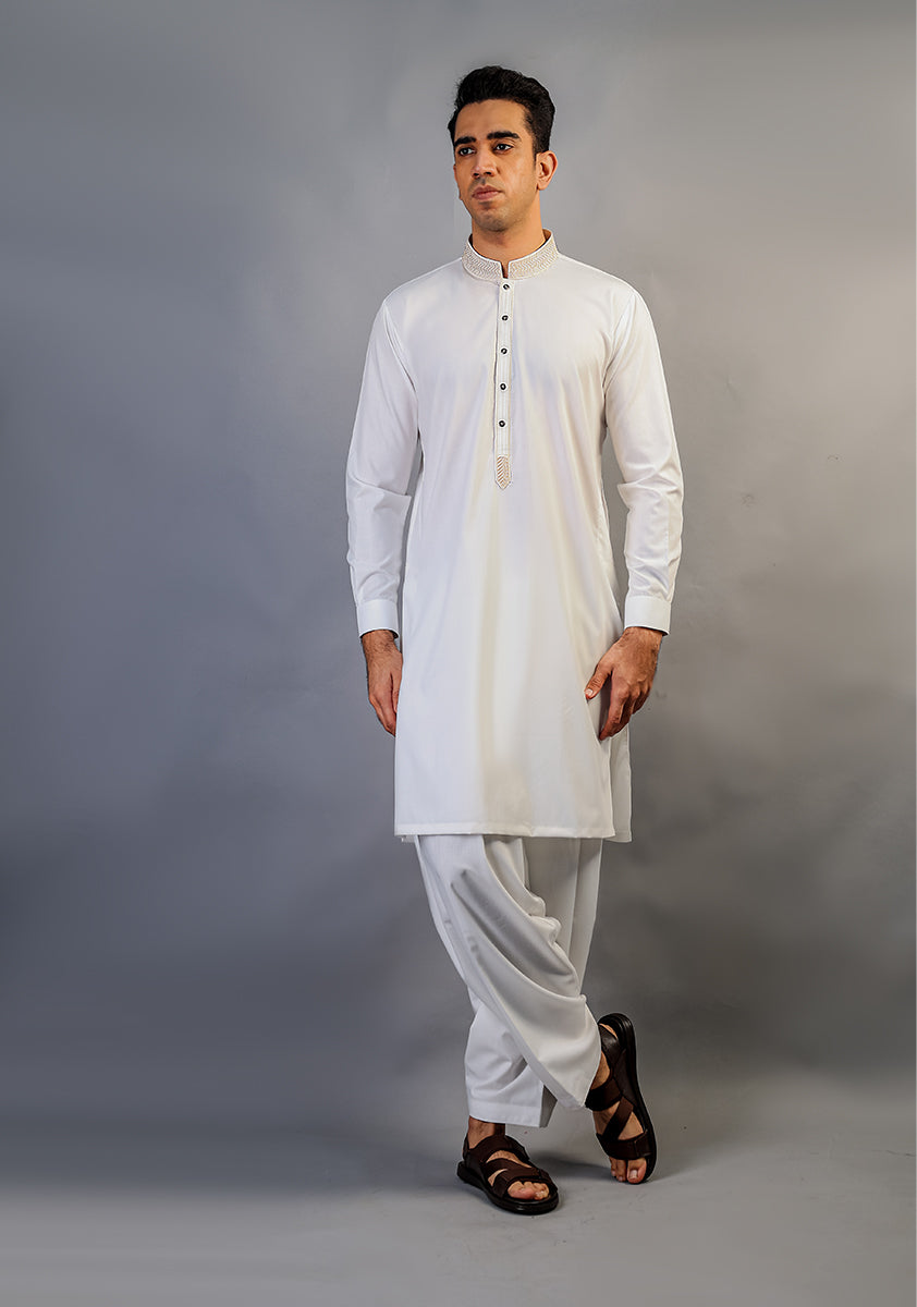 Classic Poly Viscose Cloud Dancer Classic Fit Embroidered Suit