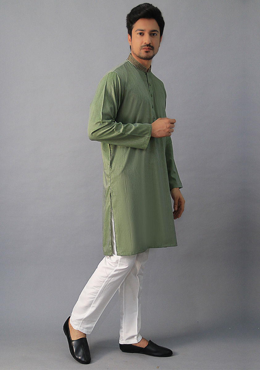 Poly Viscose Oil Green Classic Fit Slightly Defected Embroidered Kurta
