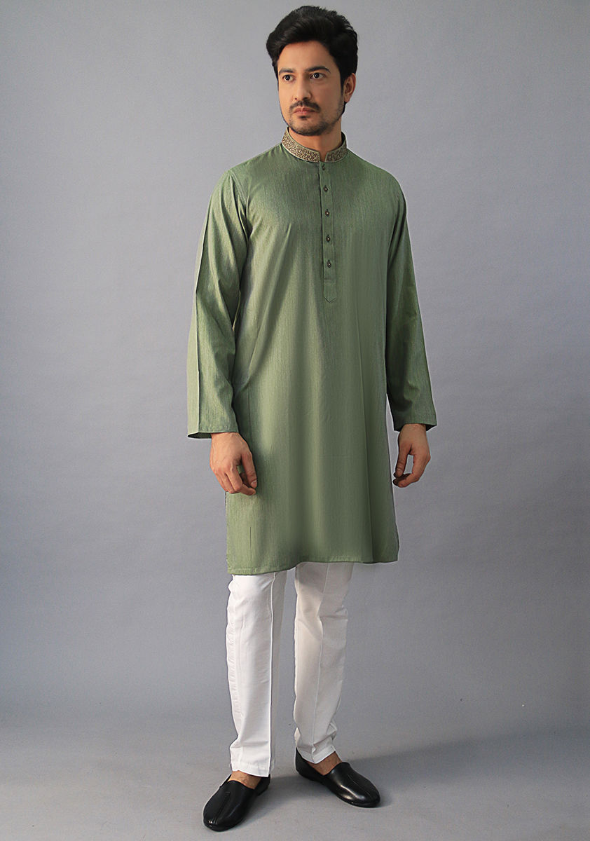 Poly Viscose Oil Green Classic Fit Slightly Defected Embroidered Kurta