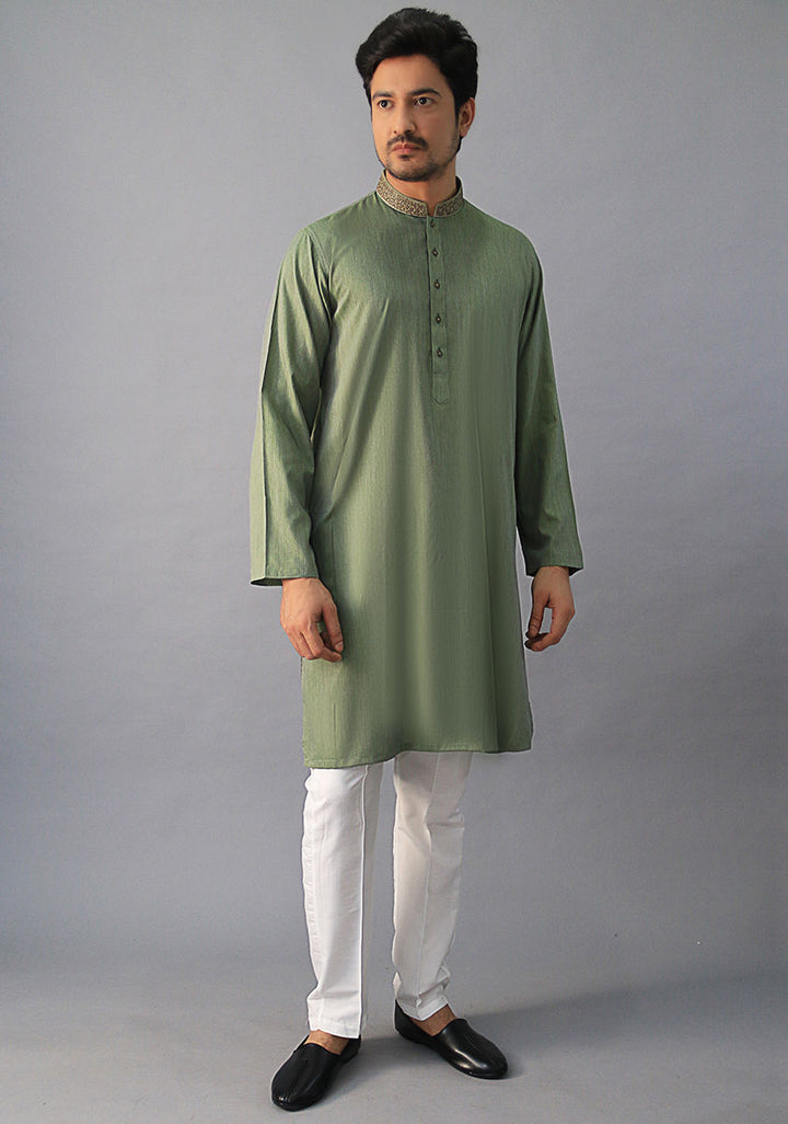 Poly Viscose Oil Green Classic Fit Slightly Defected Embroidered Kurta