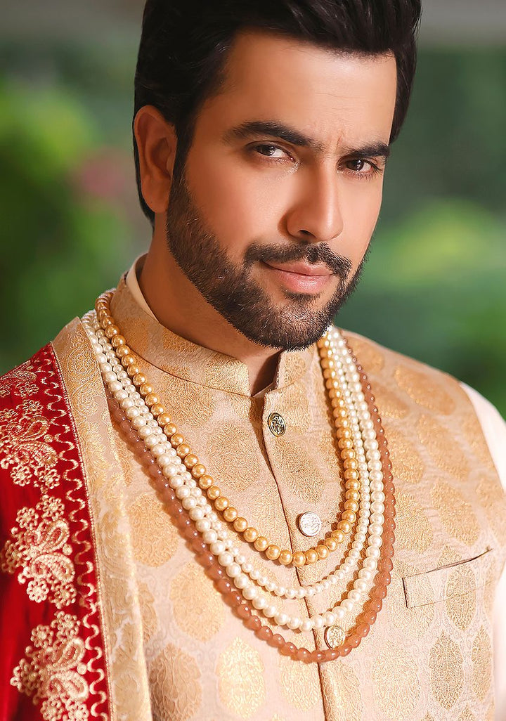 Traditional Pearls Cream Necklace