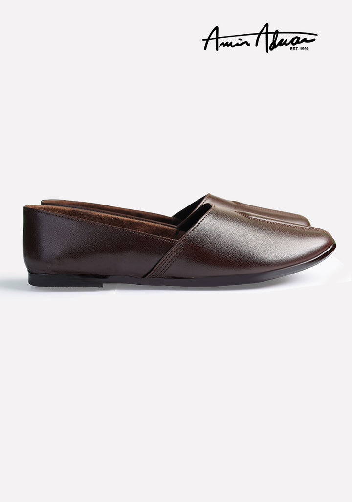 Basic Leather Chocolate Brown Cut Shoes